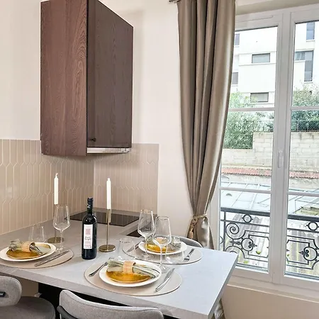 Splendid Near Bercy *