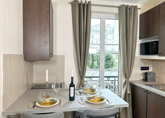 Splendid Near Bercy Apartment Paris